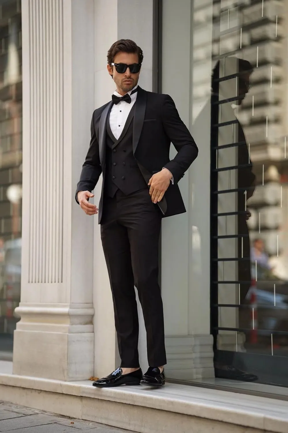 3 Piece Mens Tuxedo Suit Set Double Breasted Suit Men Slim Fit Tuxedo Suits with Bow for Groom Wedding Prom
