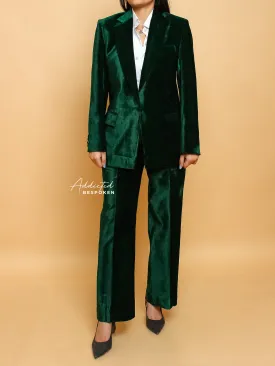 Bold Executive Power Suit