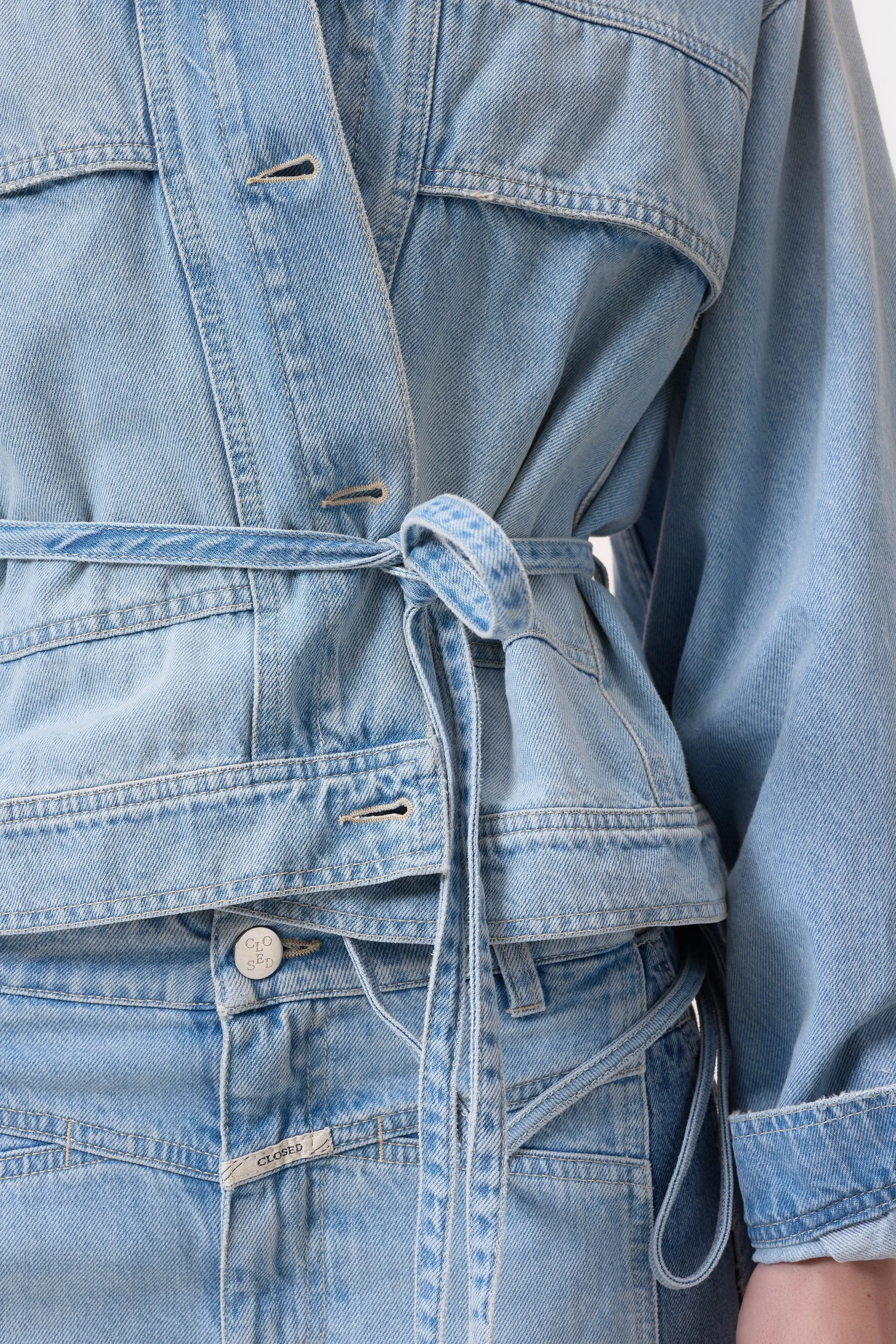 CLOSED WOMENS DENIM JACKET - LIGHT BLUE
