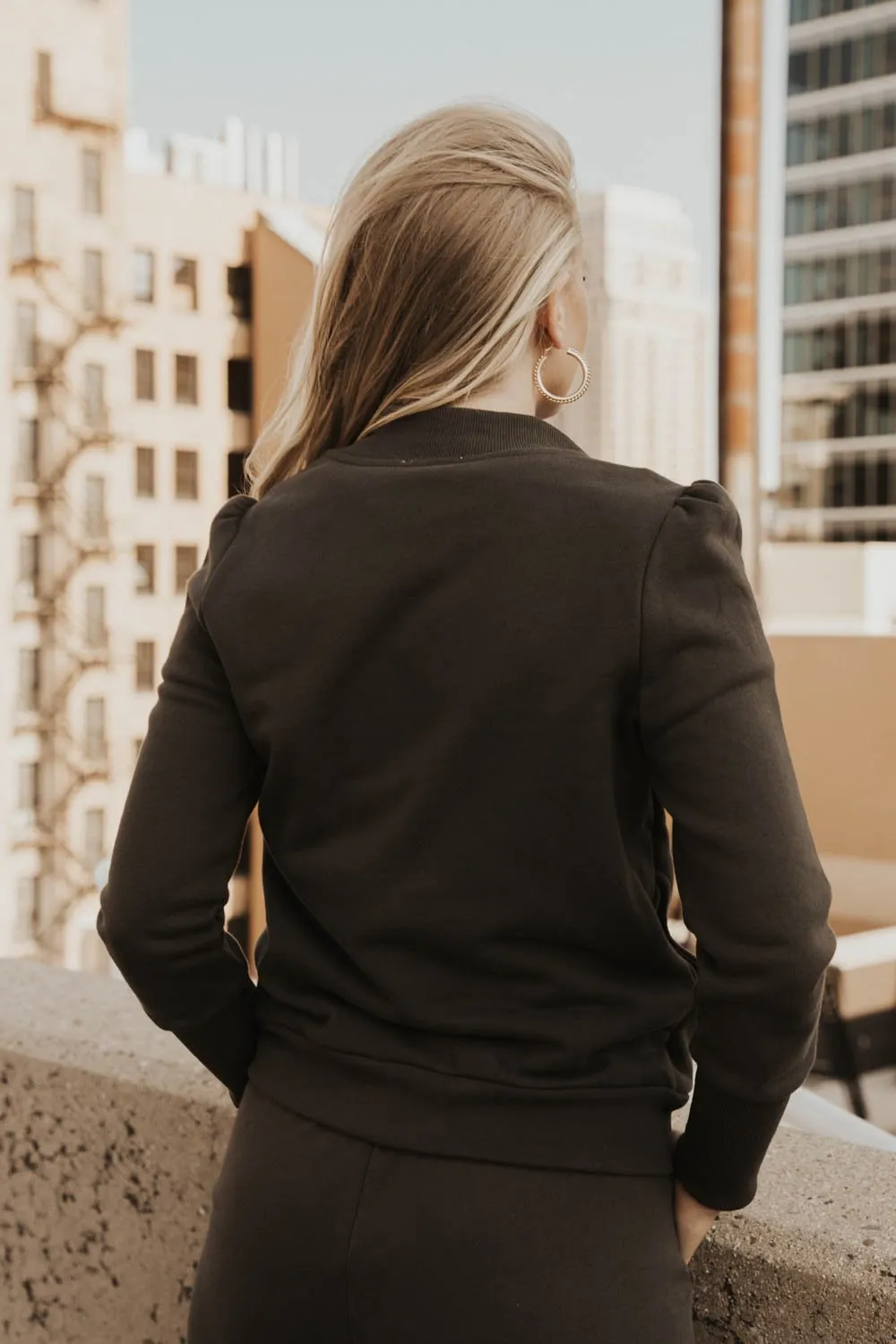 Kourtney Zipper Sweatshirt in Charcoal